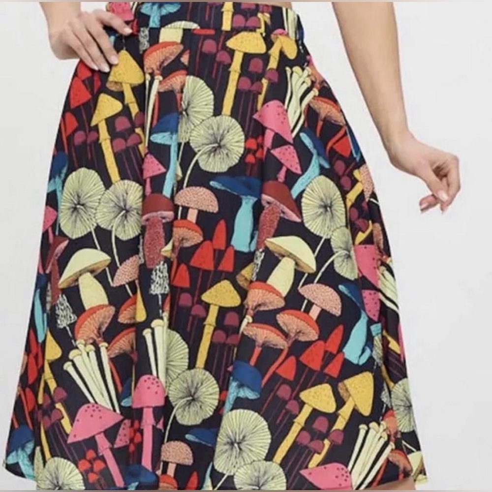 LA Soul Brand COLORFUL MUSHROOM PRINT SKIRT Size Large